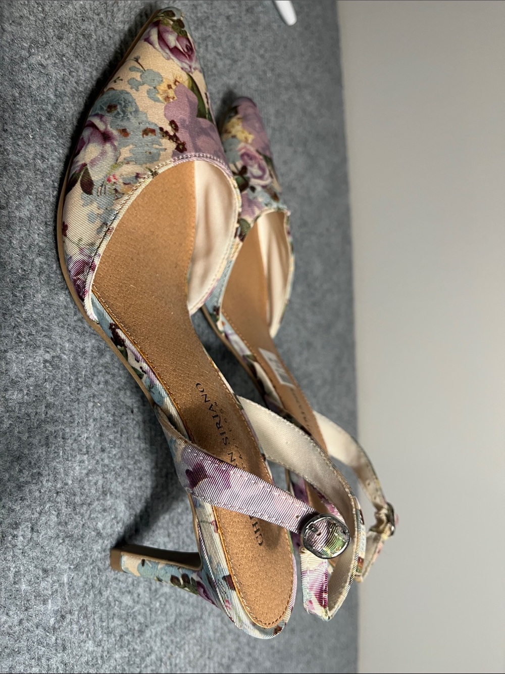 Christian Siriano Pink Floral Pointed Slingback Flats - Picture 2 of 4